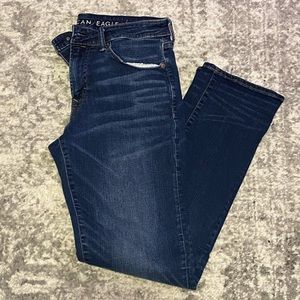 American eagle Men’s blue Jean original straight 32x32